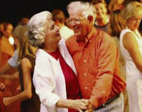 Tango Caffè “Non ti scordar di me”: il primo progetto di Tangoterapia per l’Alzheimer a Bologna 