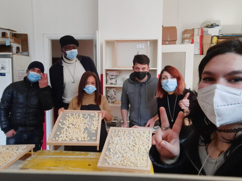 Polo Albani: come il lavoro di comunità porta vantaggi alle persone che abitano la Bolognina