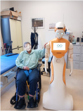 Tra intelligenza artificiale e relazione (quasi) reale: il progetto europeo SHAPES